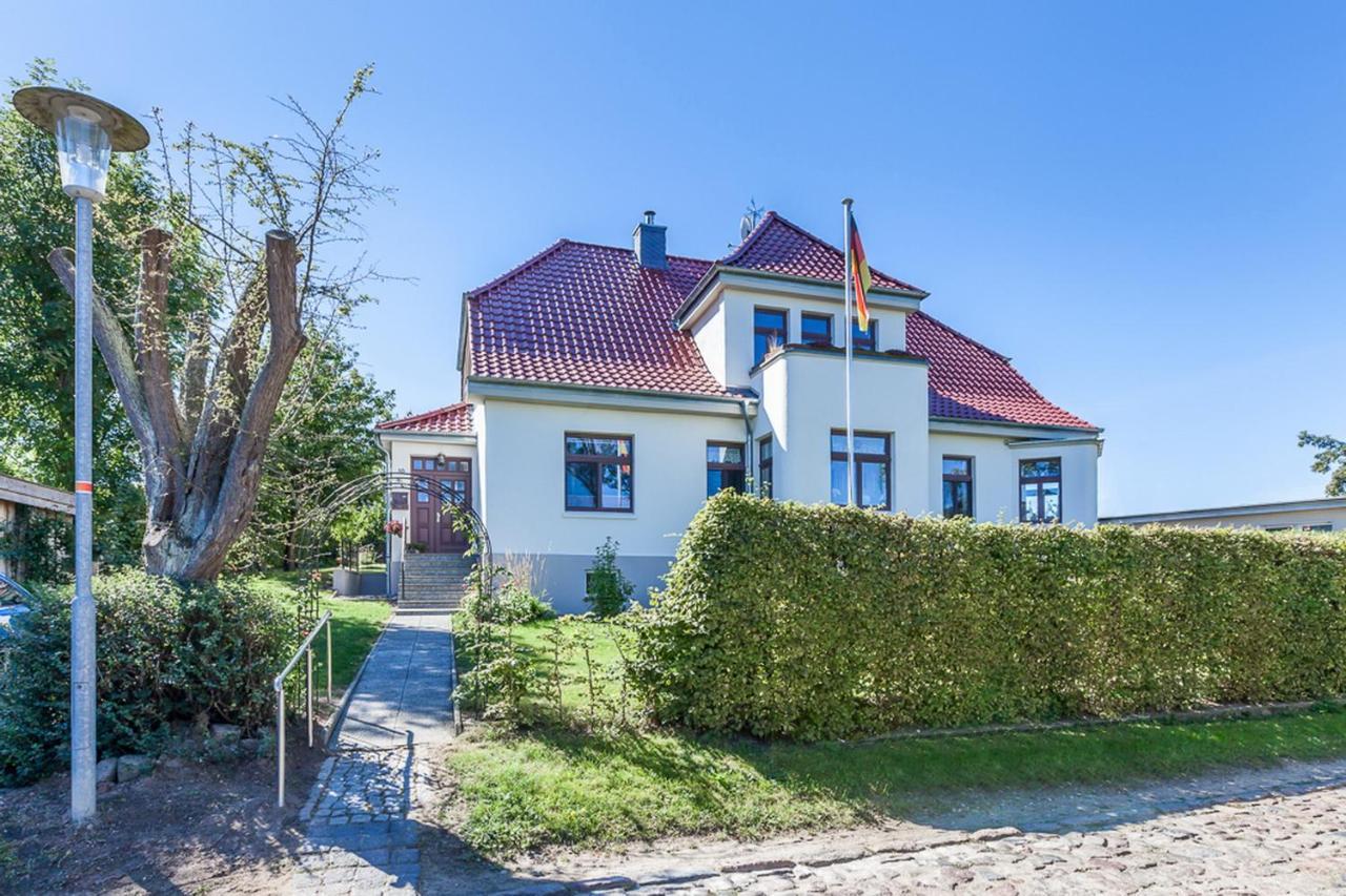 Tarnewitzer Wohnung Olga Exterior photo